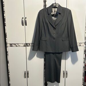 Tahari ASL Charcoal Pantsuit